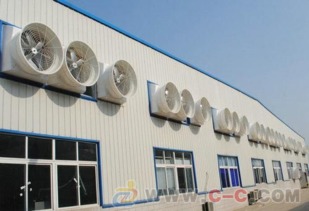 南京機(jī)械廠環(huán)境調(diào)節(jié)系統(tǒng)技術(shù)開(kāi)發(fā) 通排煙除塵、通風(fēng)換氣與車間降溫設(shè)備的創(chuàng)新應(yīng)用